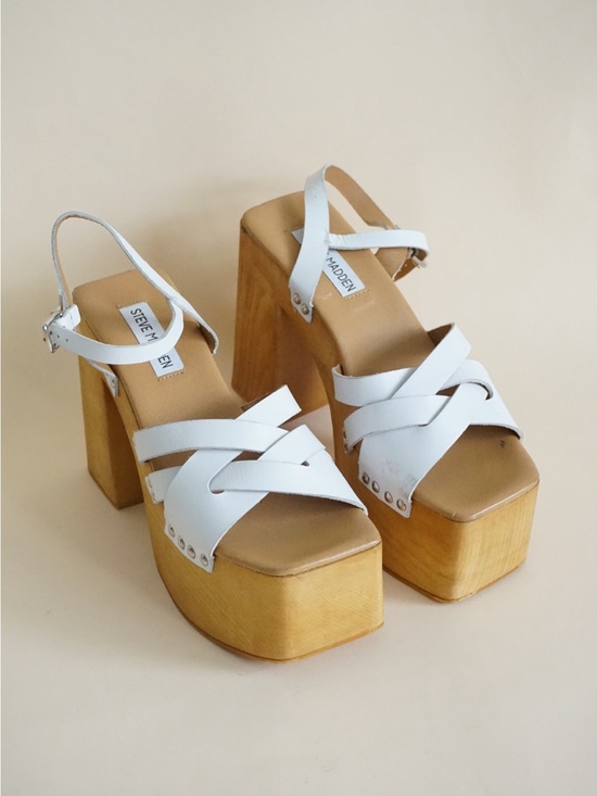 Steve Madden Shoes - Steve Madden White Chunky Leather "Caileen" Block Y2K Heel NWT - Size 9